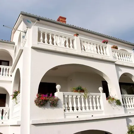 Jelena For 3 Persons, 300m From Apartment Novi Vinodolski
